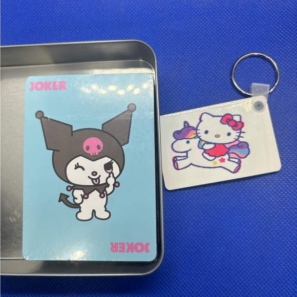 Hello Kitty cards and keychain - Picture 2 of 7